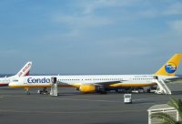 Boeing 757 der Condor auf dem Flughafen Irklion